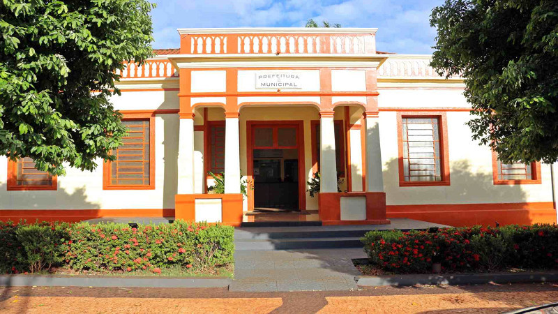 Justiça anula reajuste e manda prefeito, vice, secretários e vereadores de Rio Brilhante devolverem salários recebidos a mais